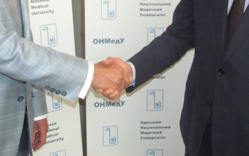 ОНМедУ продовжує міжнародну співпрацю, незважаючи на воєнний стан в країні