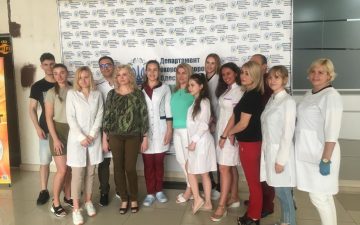 Студенти ОНМедУ допомагають вакцинувати одеситів
