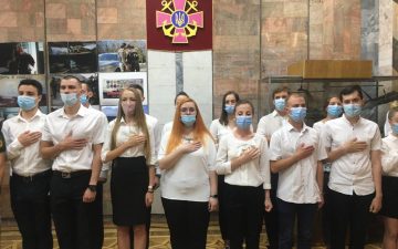 Випускники кафедри медицини катастроф та військової медицини ОНМедУ склали військову присягу на вірність українському народові