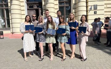 Вітаємо випускників Одеського національного медичного університету 2023 року!