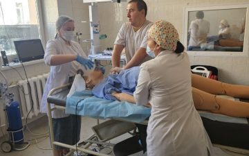 На кафедрі акушерства та гінекології ОНМедУ відбулася підсумкова атестація лікарів-інтернів з використанням сучасних симуляційних технологій