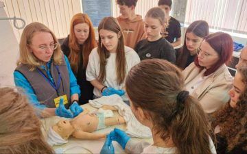 Клуб «Юний медик» знову працює для школярів
