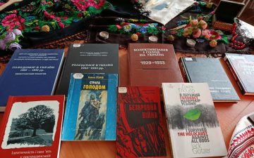 Бібліотека ОНМедУ: До Дня пам’яті жертв Голодомору в Україні