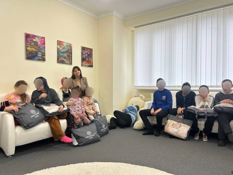 Допомога дітям психіатричного відділення дитячої лікарні