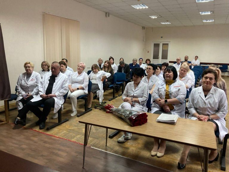В Університетській клініці ОНМедУ відбулася зустріч колективу з новим керівництвом