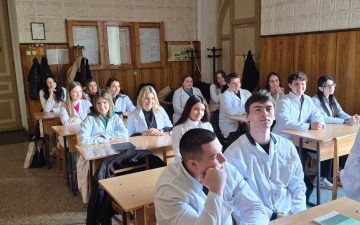 Живе навчання, живі емоції: в ОНМедУ повернулося офлайн-життя