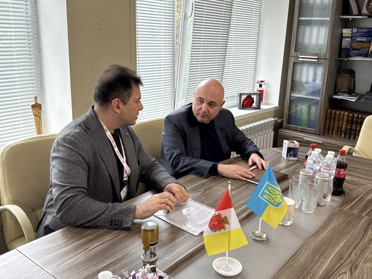 Продовжується відновлення співпраці з провідними медичними закладами міста