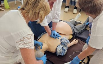 Серія практичних тренінгів із базової підтримки життєдіяльності на базі кафедри симуляційних медичних технологій