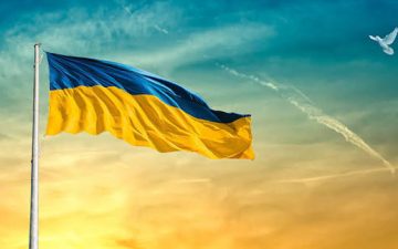 Синьо-жовтий стяг — символ України, що об’єднує нас